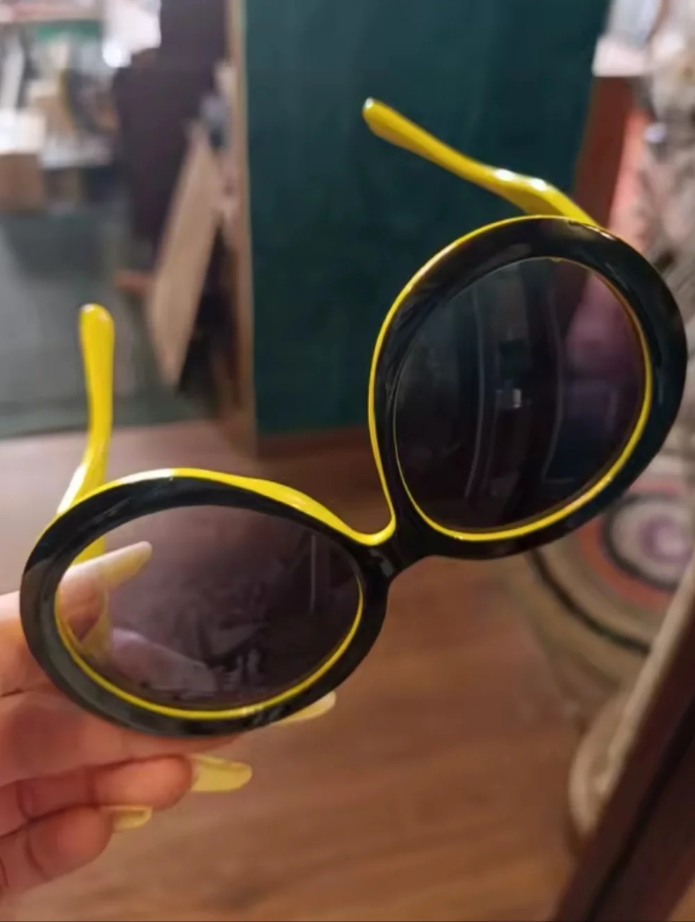 Unisex Oversized Black/Yellow Round Sunglasses with Purple Gradient Lenses